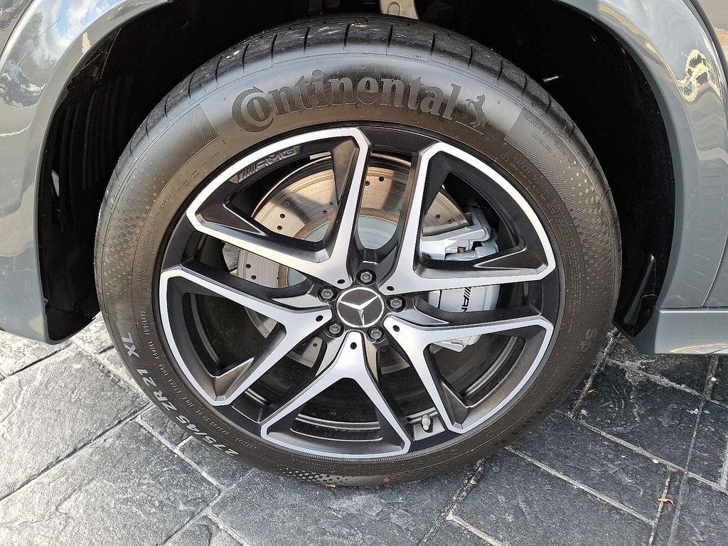 Thumbnail: 2026 Mercedes-Benz GLE - 5