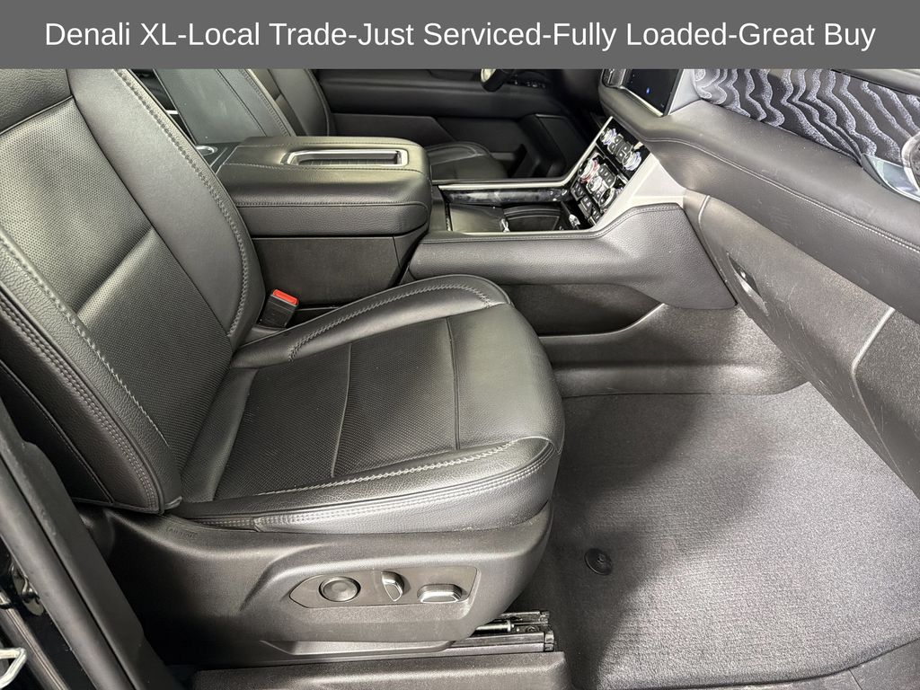 used 2022 GMC Yukon XL car, priced at $52,977