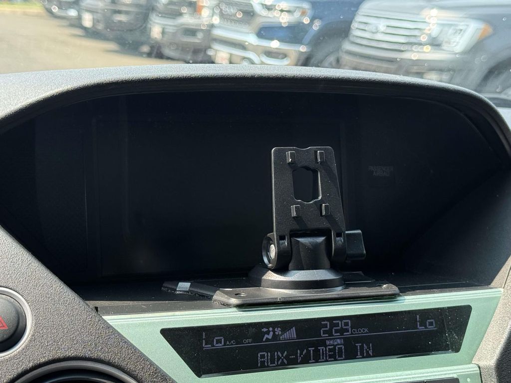 Used 2011 Black Honda Touring image 3