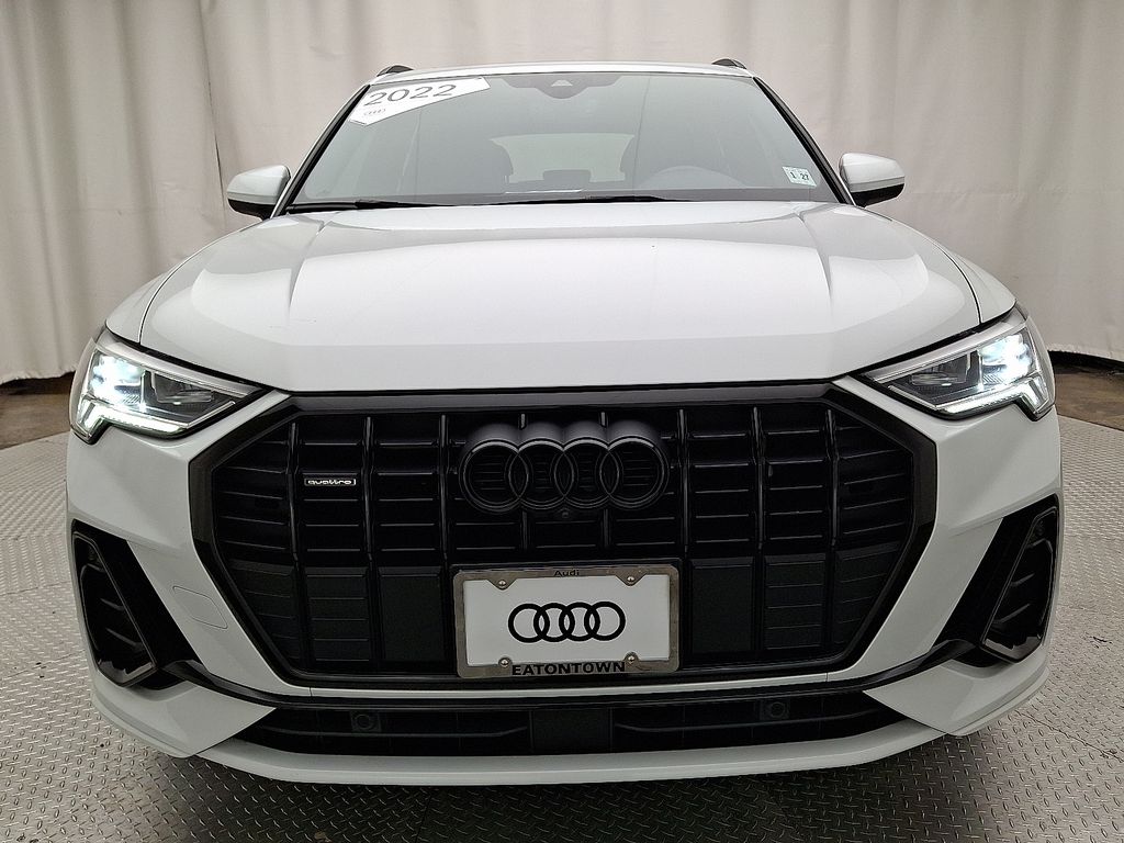 Thumbnail: 2022 Audi Q3 - 2
