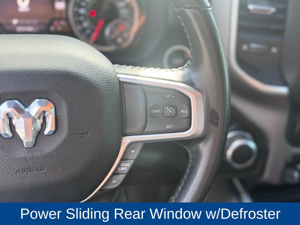 2022 Ram 1500 Big Horn Crew Cab 4x4 5'7" Box