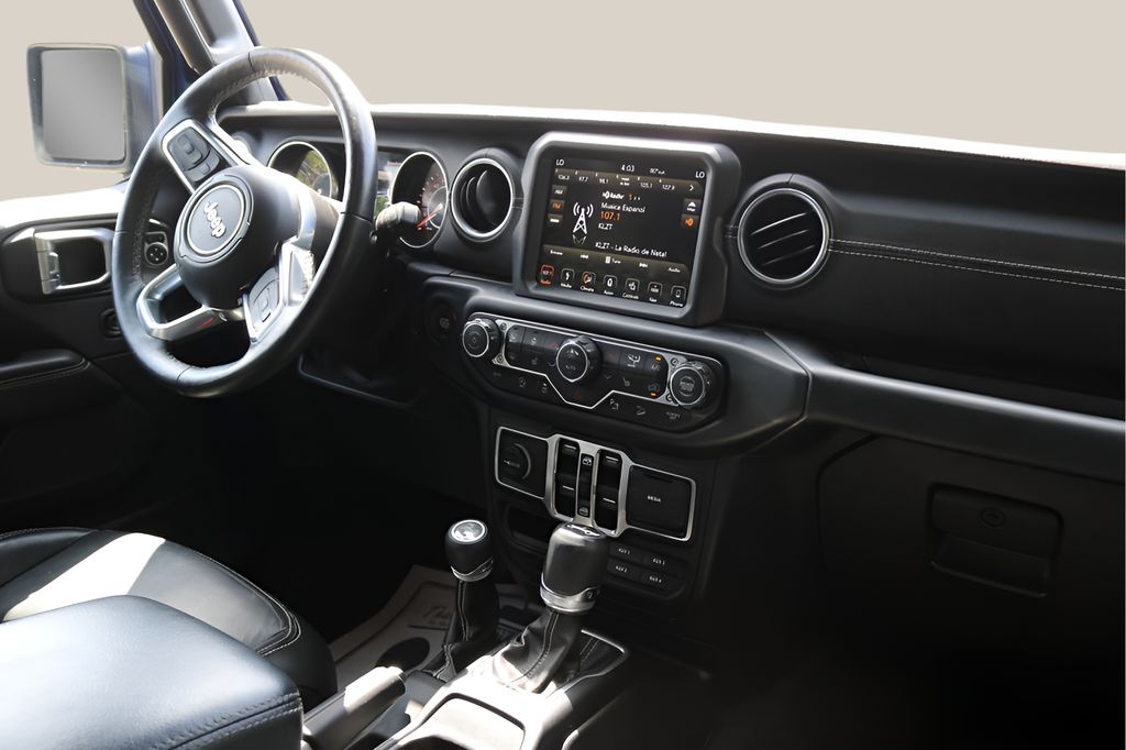 Used Car 2018 Jeep Wrangler  Unlimited Sahara For Sale Under $25,000 In Austin, Texas