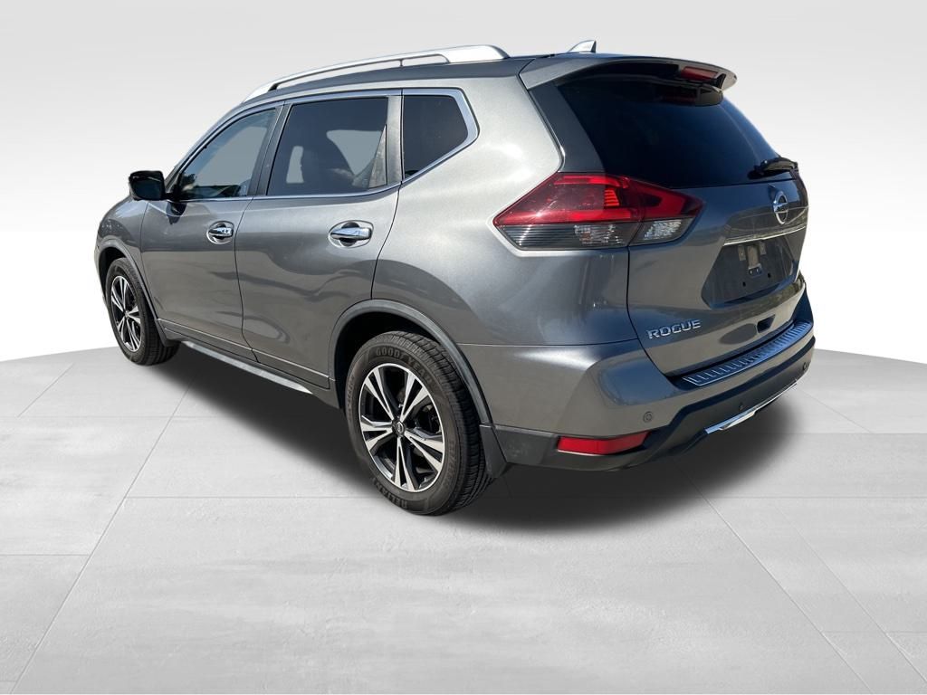 2019 Nissan Rogue SV 6