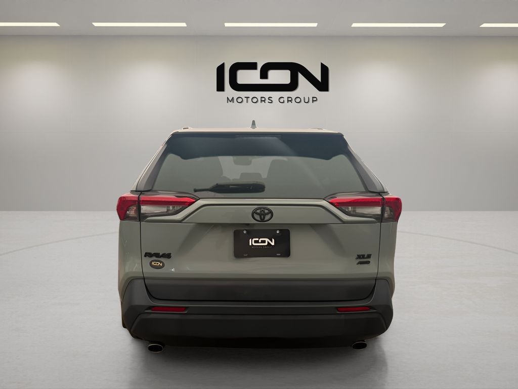 Used 2021 Toyota RAV4 SUV
