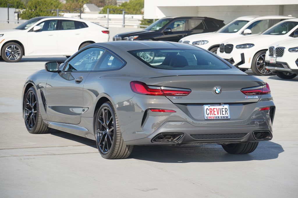 2025 BMW 8 Series M850i xDrive 7