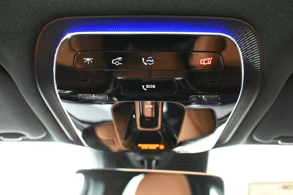 2025 Mercedes-Benz GLC 300 16