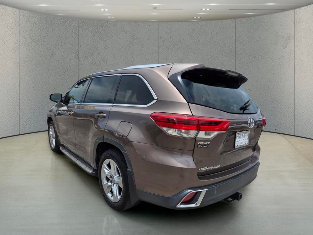 Used 2019 Toyota Highlander SUV