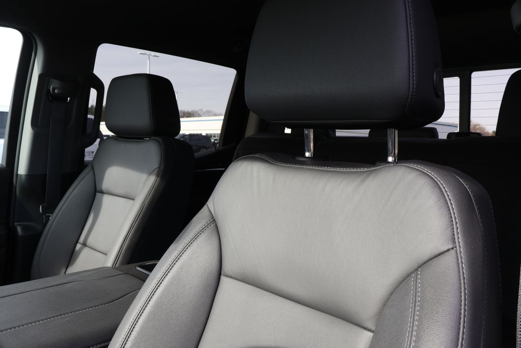 Thumbnail: 2024 Chevrolet Silverado 1500 - 16