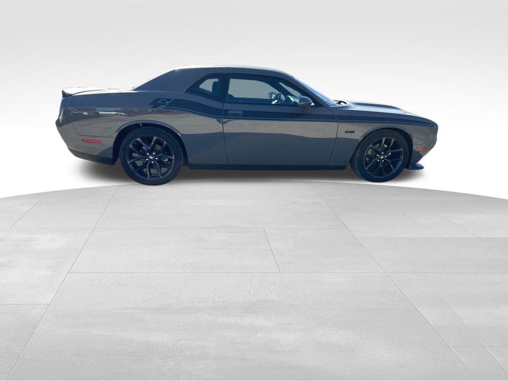 2023 Dodge Challenger R/T 9