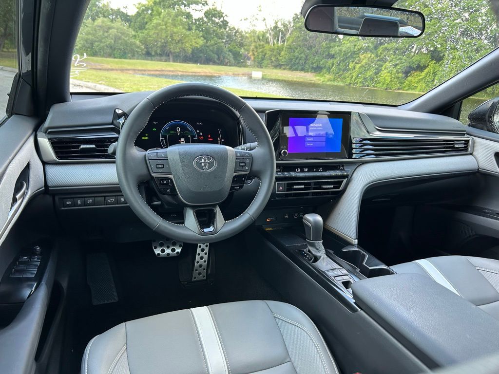 Thumbnail: 2025 Toyota Camry - 12