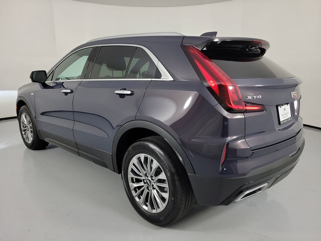 2025 Cadillac XT4 Premium Luxury - 2
