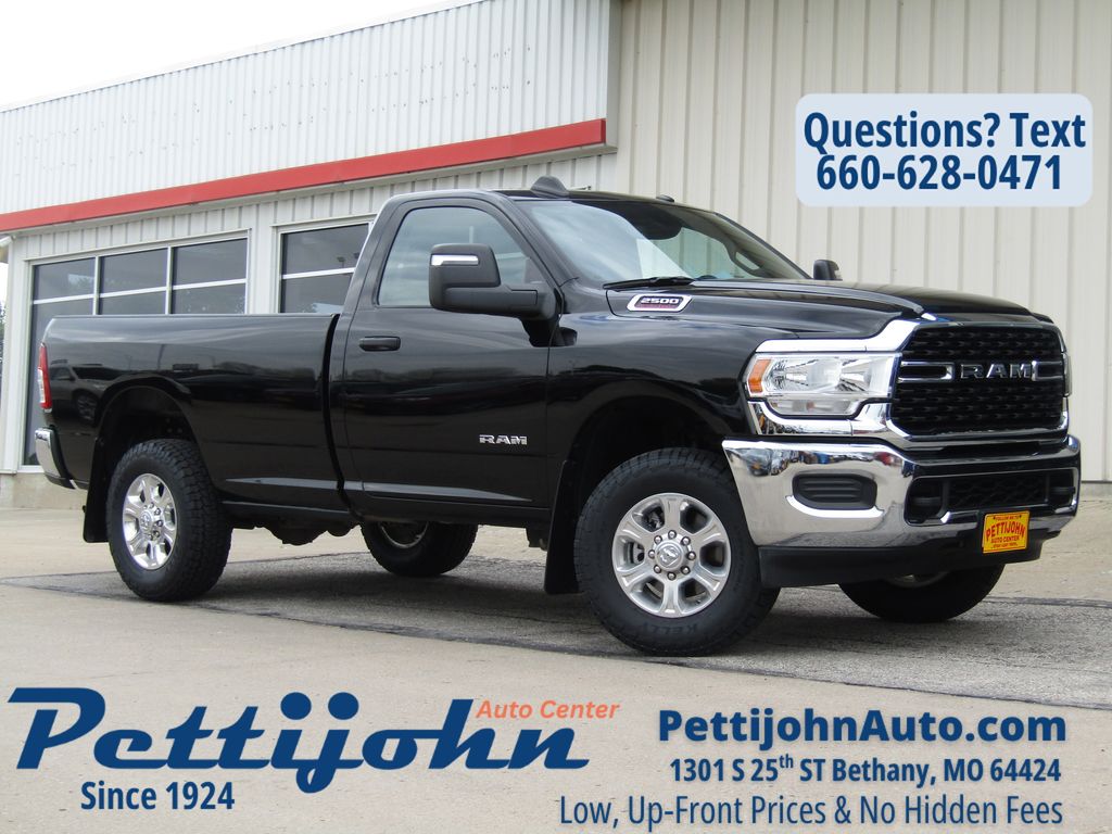 Diamond Black Crystal Pearlcoat 2023 RAM 2500 Big Horn LB 4WD Pickup Truck Four-Wheel Drive 8-Speed Automatic