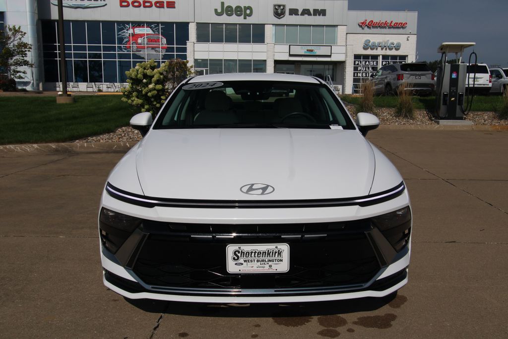 Used 2024 Hyundai Sonata Sedan