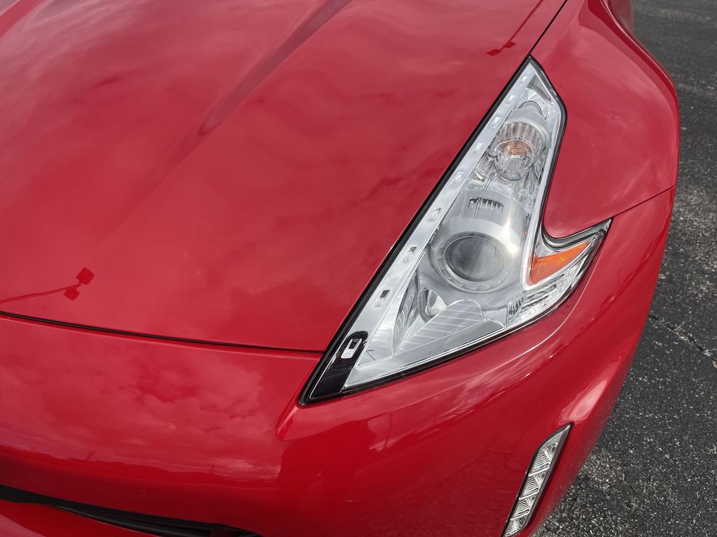 Thumbnail: 2013 Nissan Z - 26