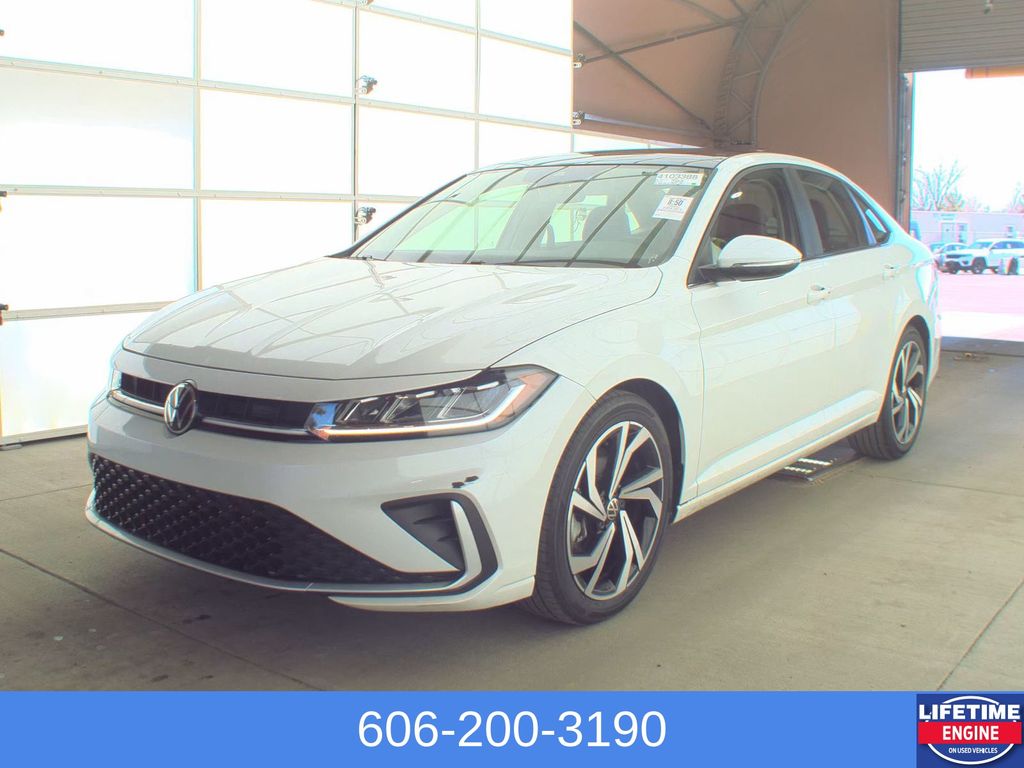 Pure White 2025 Volkswagen Jetta Sedan Front-Wheel Drive 8-Speed Automatic