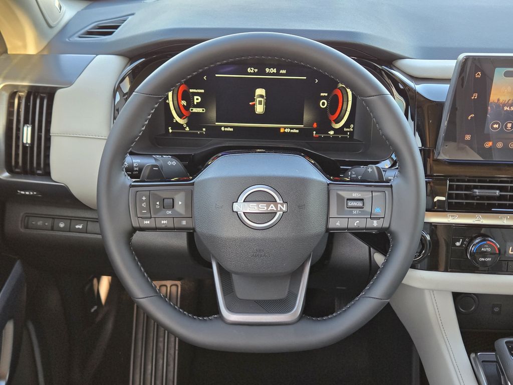 2026 Nissan Pathfinder SL - 10