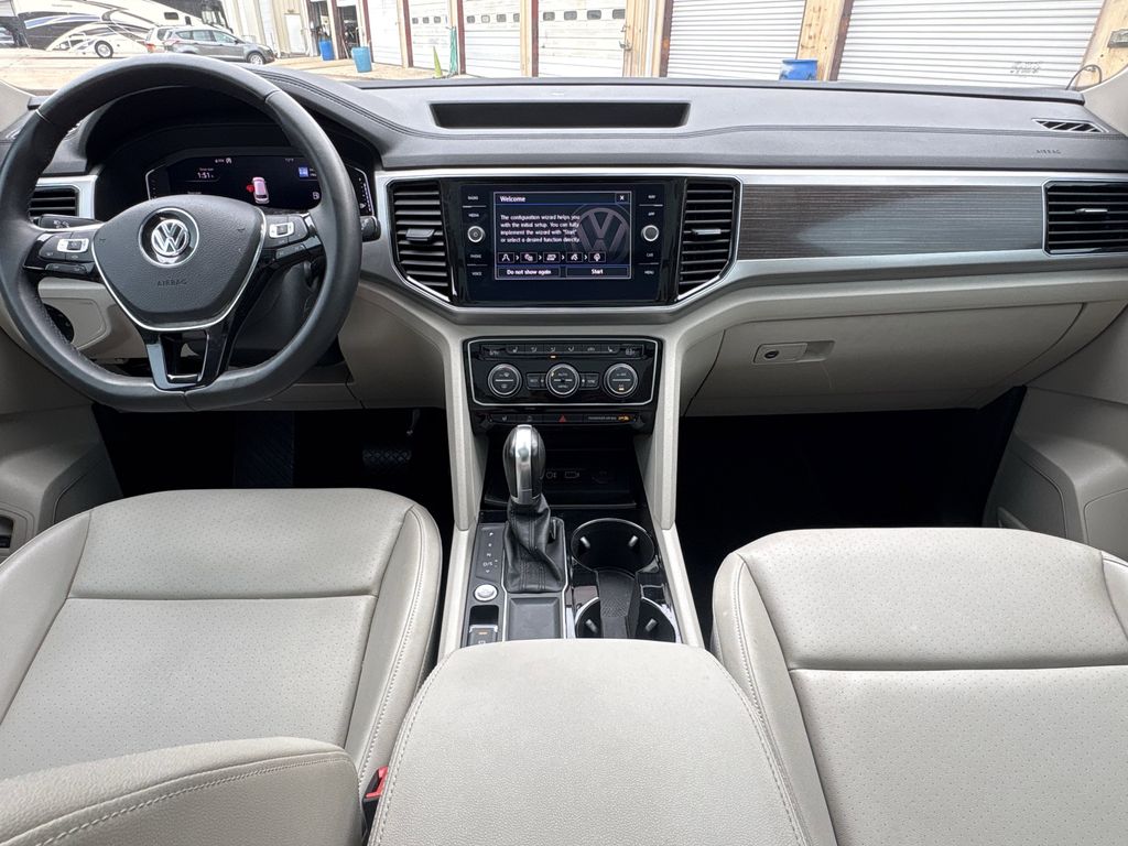 2019 Volkswagen Atlas SEL White at Durrett Motor Company