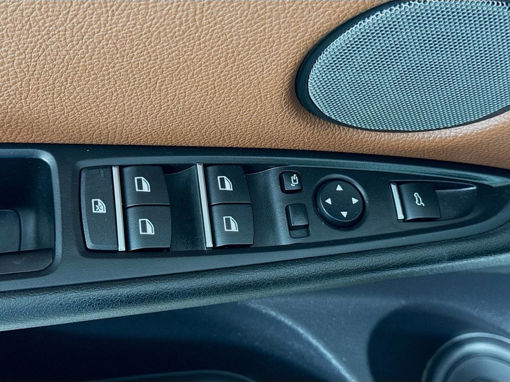Thumbnail: 2015 BMW X5 - 18