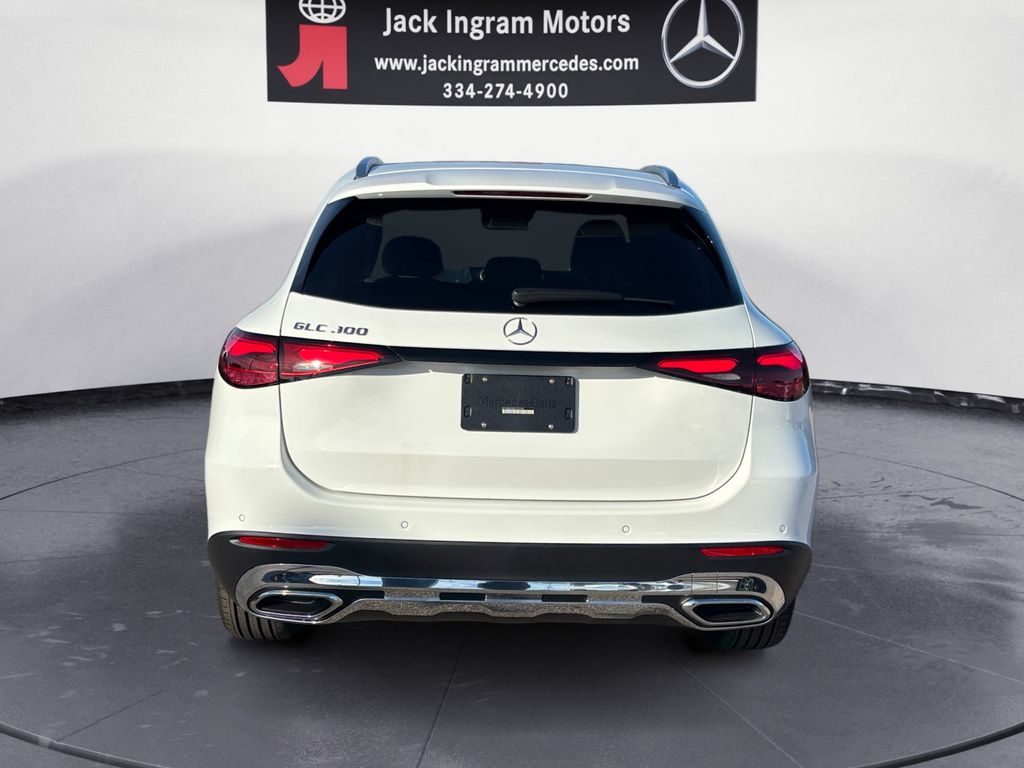 new 2026 Mercedes-Benz GLC car