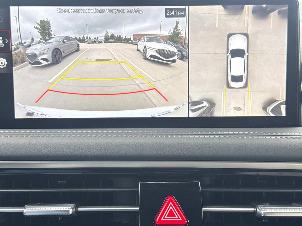 New 2026 White Genesis 3.3T Sport Prestige image 26