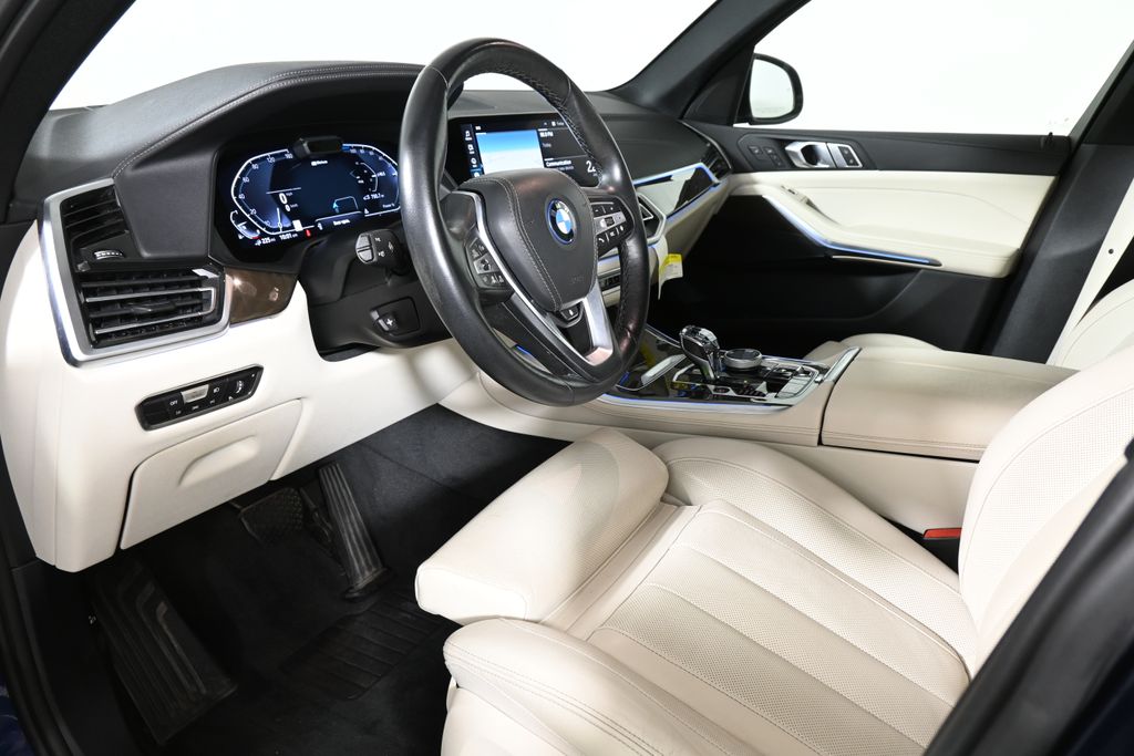 Thumbnail: 2022 BMW X5 - 4