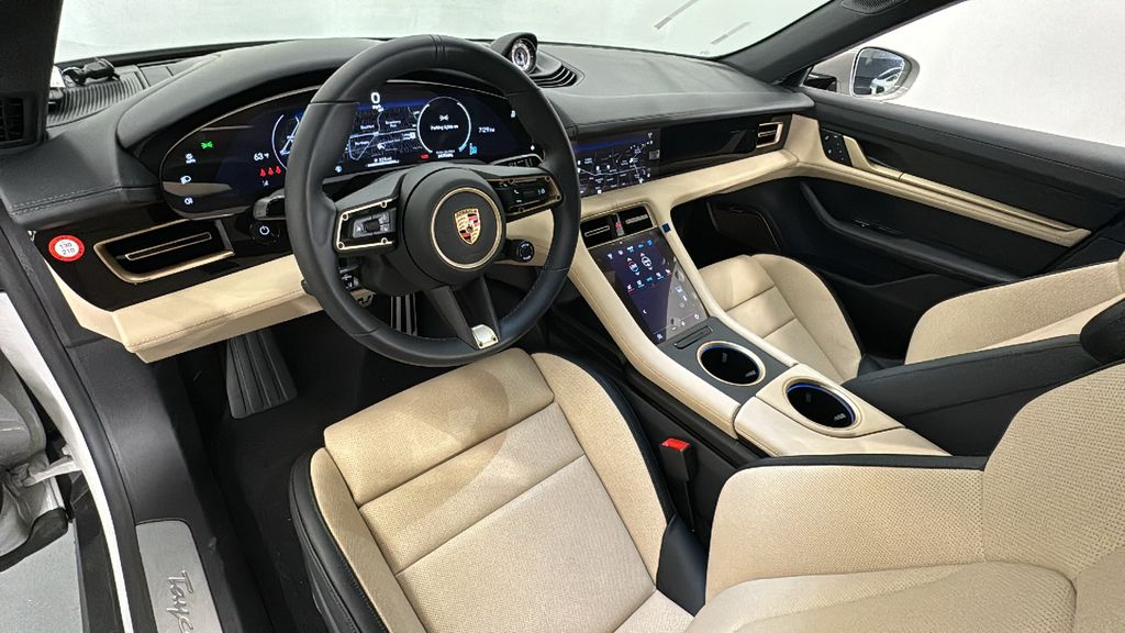 Thumbnail: 2025 Porsche Taycan - 4
