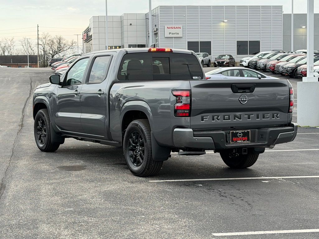 View vehicle photo 6