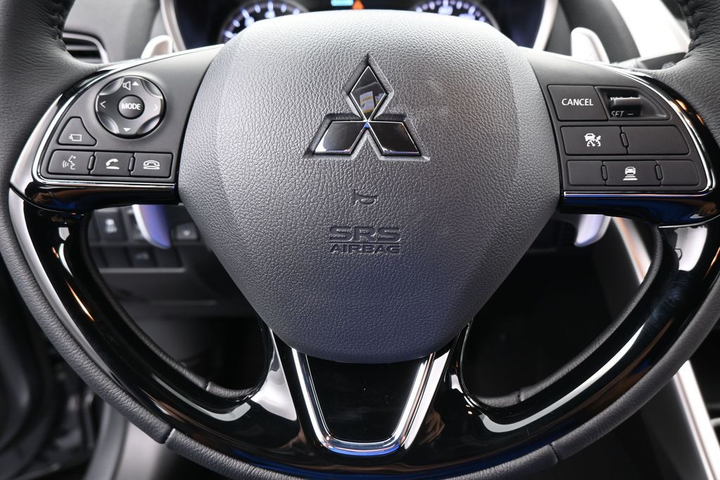 New 2026 Gray Mitsubishi SEL image 33