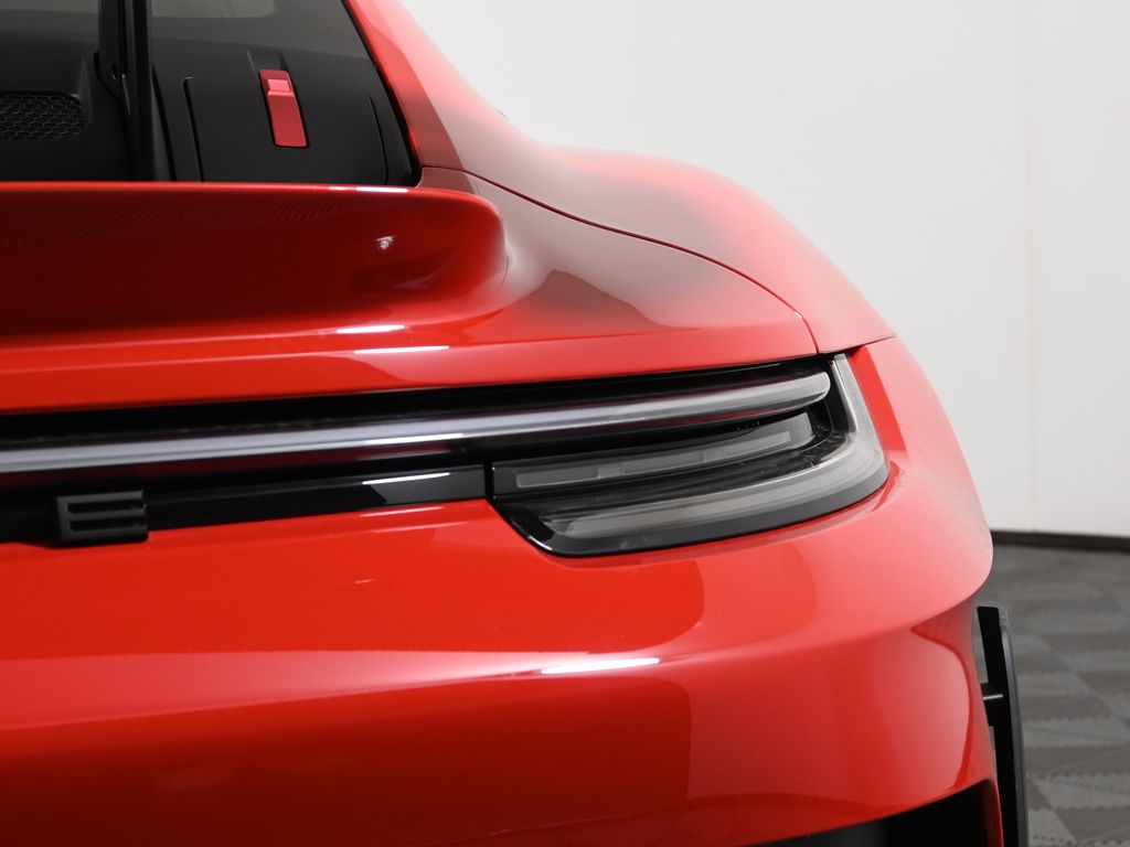 Thumbnail: 2025 Porsche 911 - 13