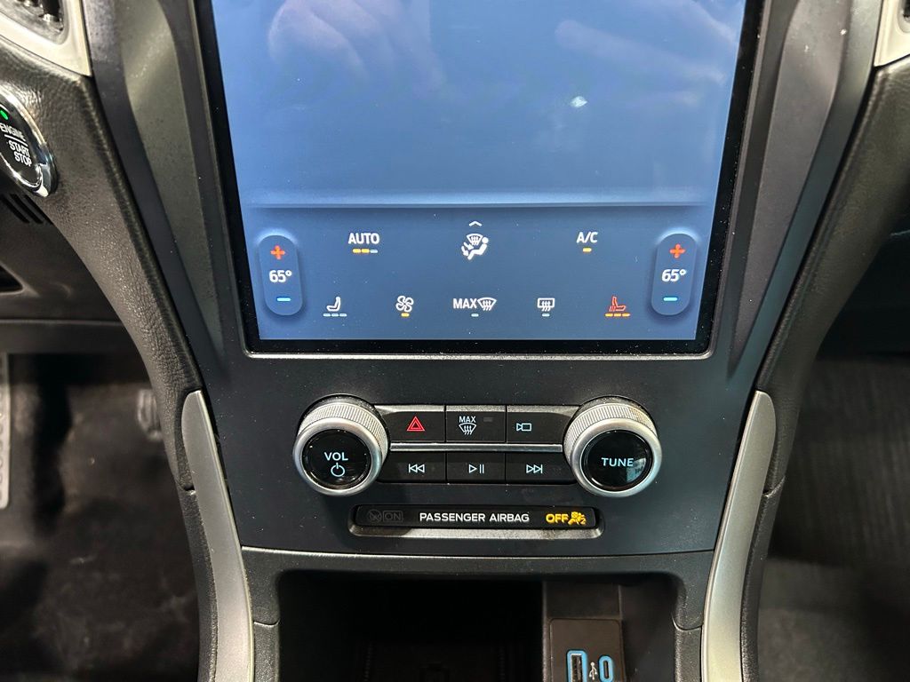 used 2022 Ford Edge car, priced at $19,841