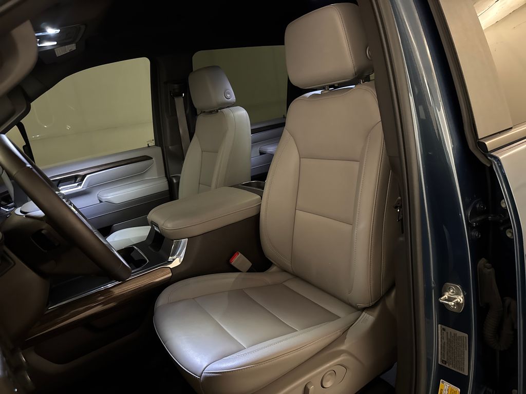 Used 2025 Blue Chevrolet LT image 13