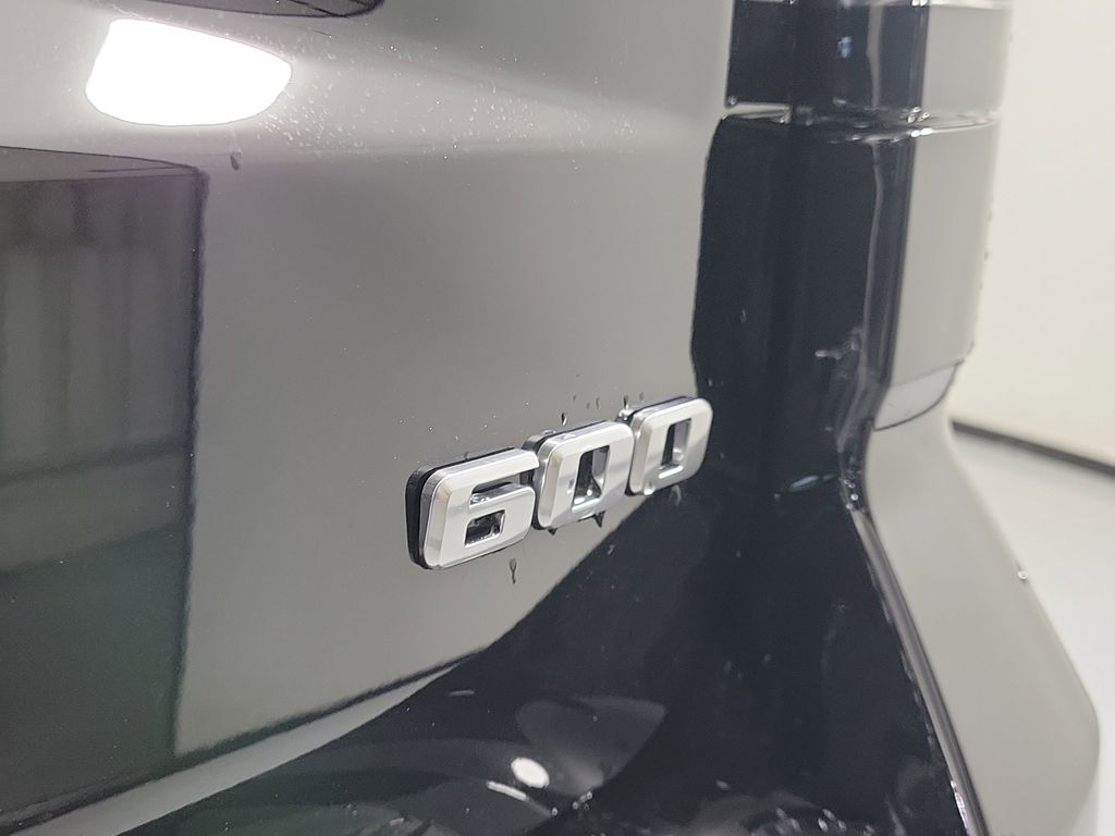 2026 Cadillac Escalade Sport - 4