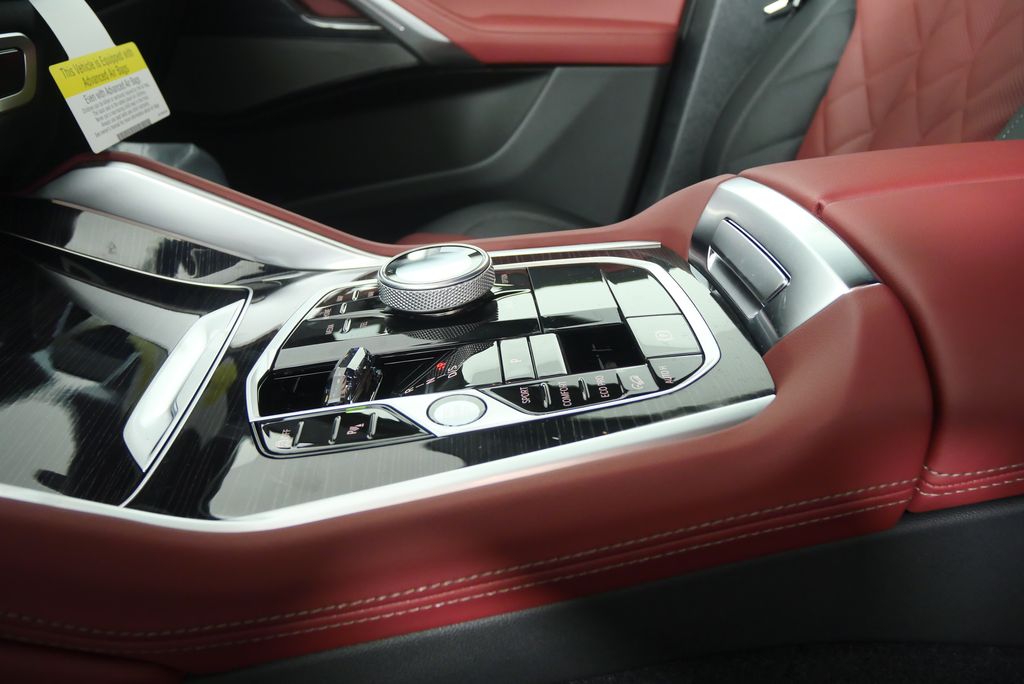 Thumbnail: 2026 BMW X6 - 21