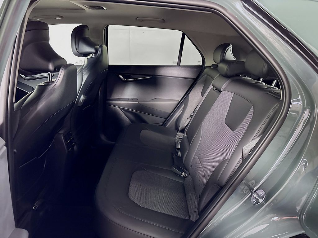 2025 Kia Niro EX Touring