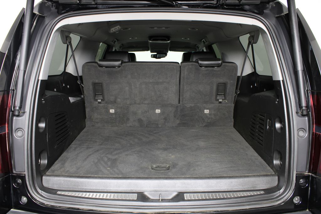 Used 2019 Chevrolet Suburban for sale in 