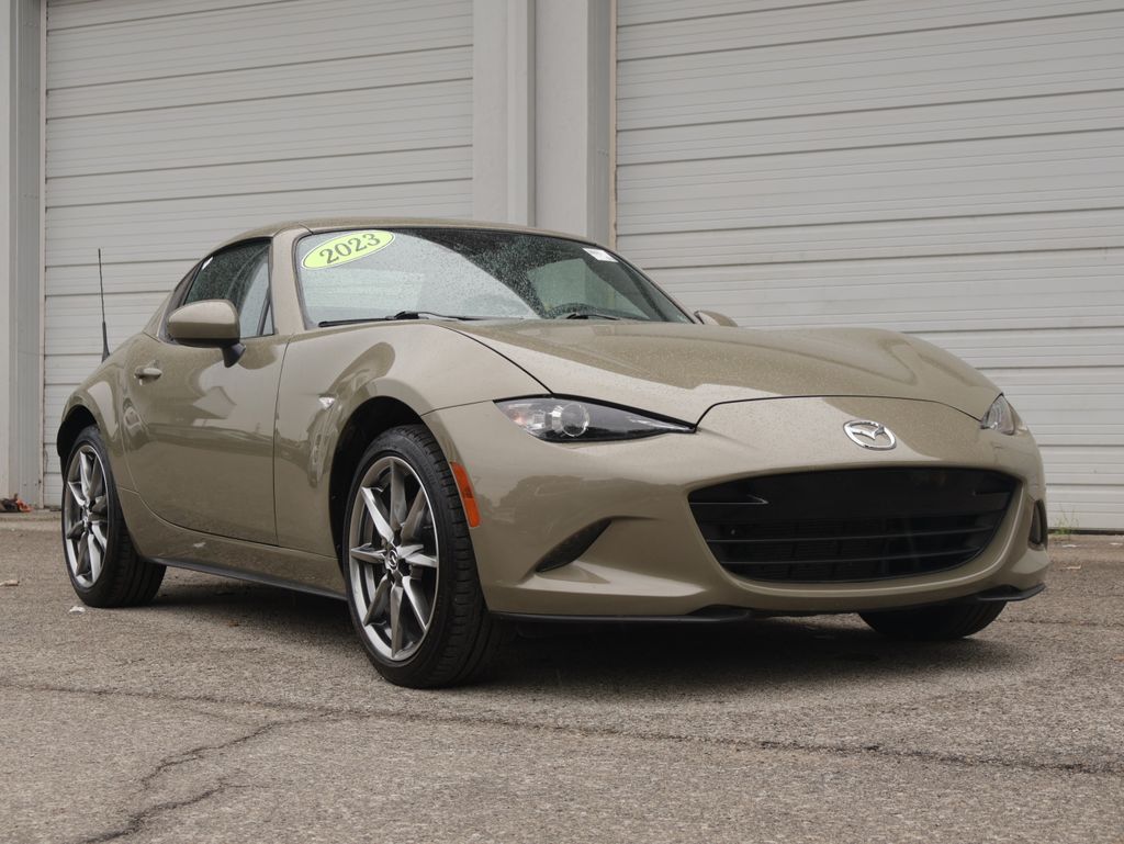 Zircon Sand Metallic 2023 Mazda MX-5 Miata Convertible Rear-Wheel Drive 6-Speed Automatic