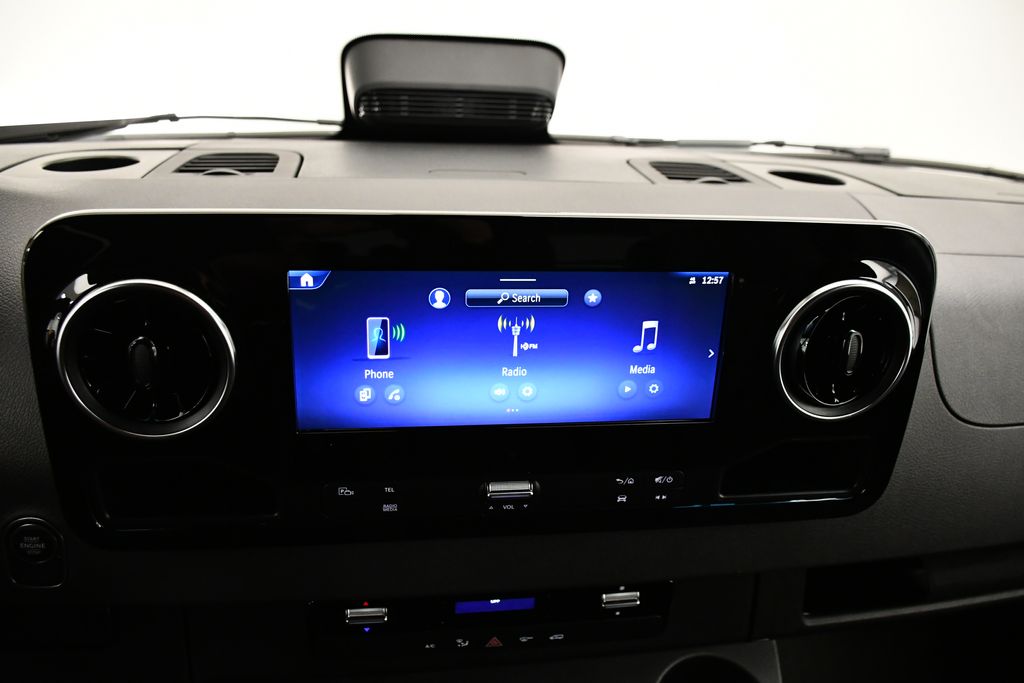 Thumbnail: 2026 Mercedes-Benz Sprinter - 21