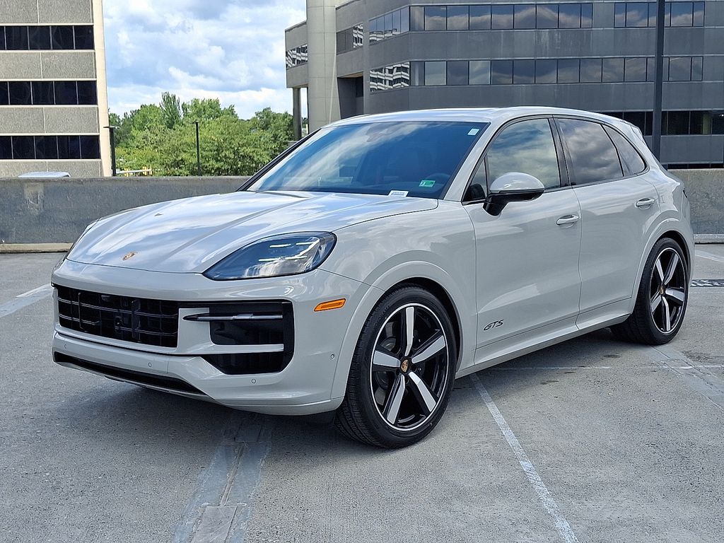 Thumbnail: 2025 Porsche Cayenne - 1