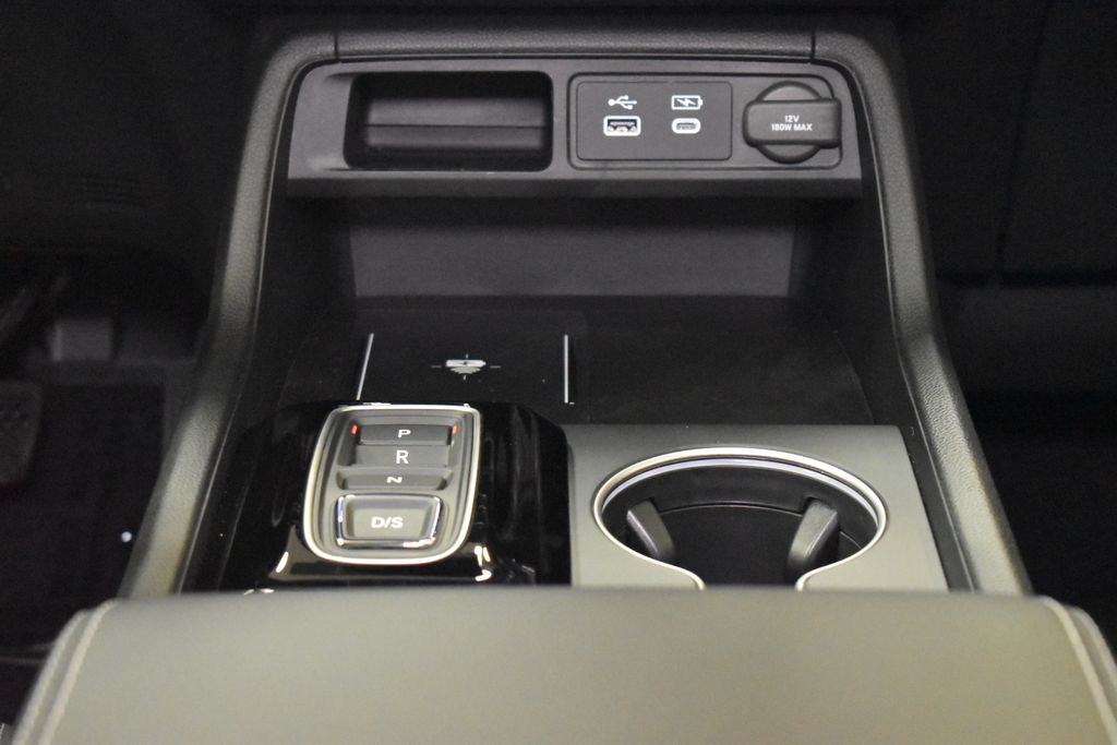 Thumbnail: 2025 Honda Pilot - 13