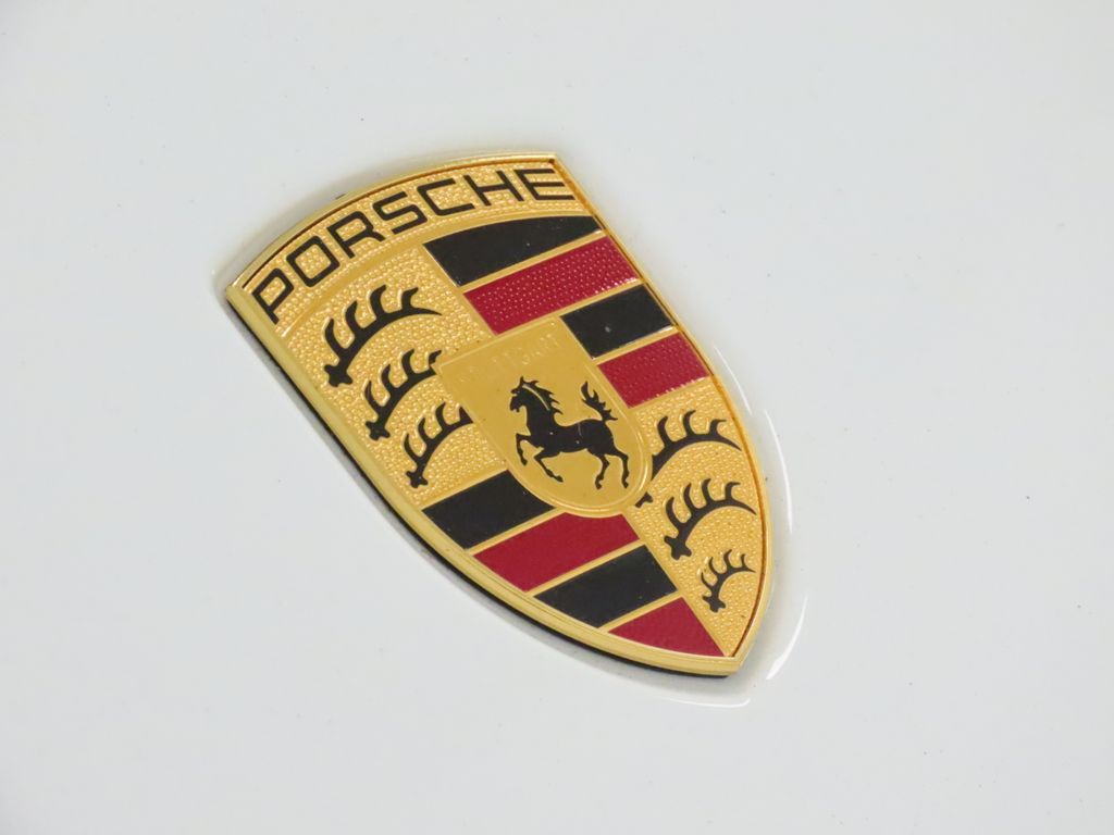 Thumbnail: 2026 Porsche Macan - 14