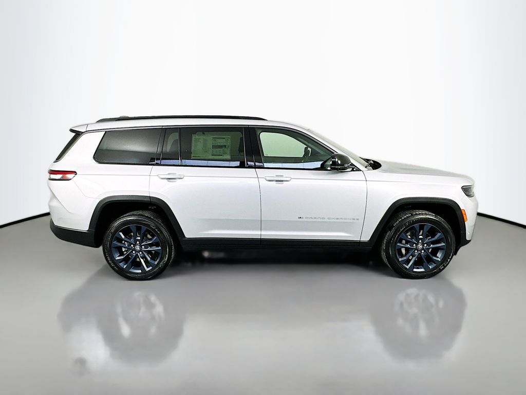 JeepGrand Cherokee L8