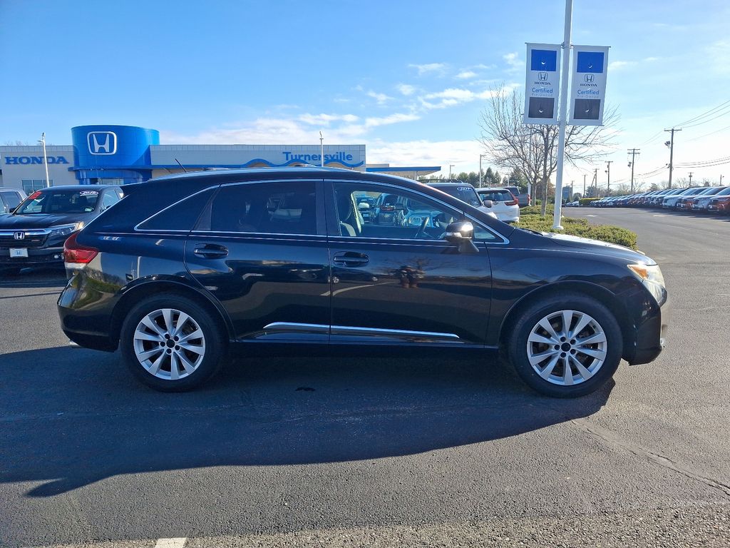 2014 Toyota Venza LE 7