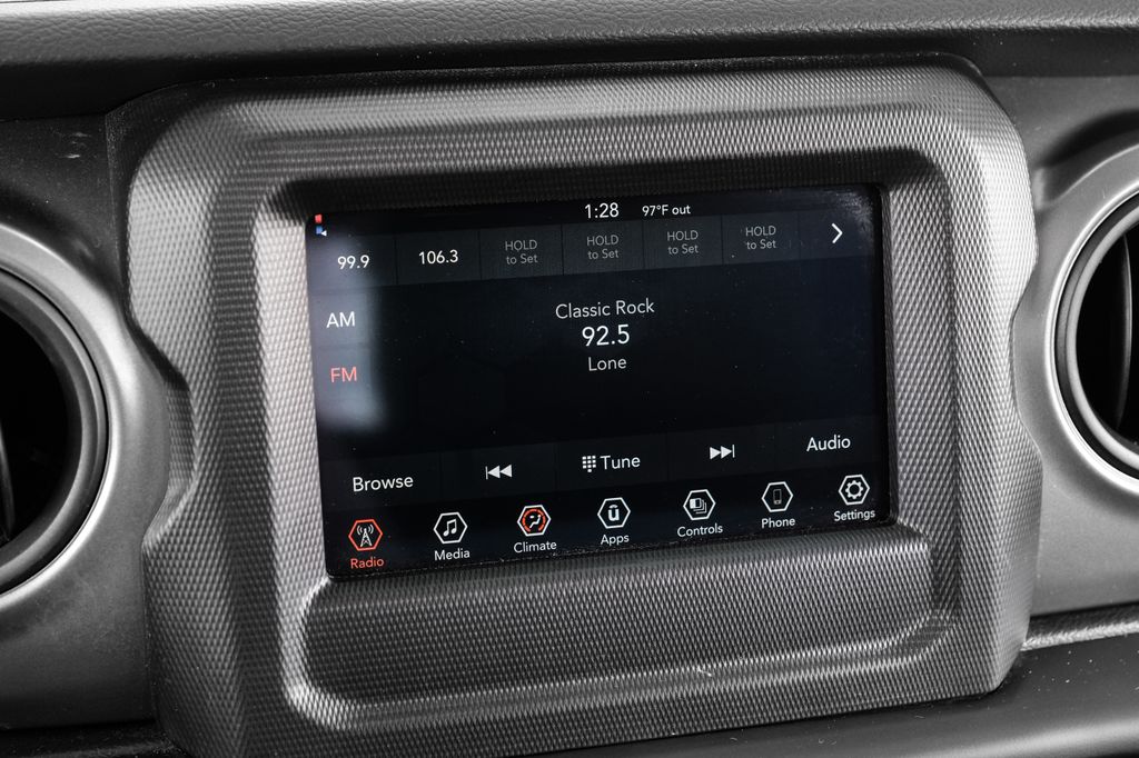 used 2022 Jeep Wrangler car, priced at $31,332