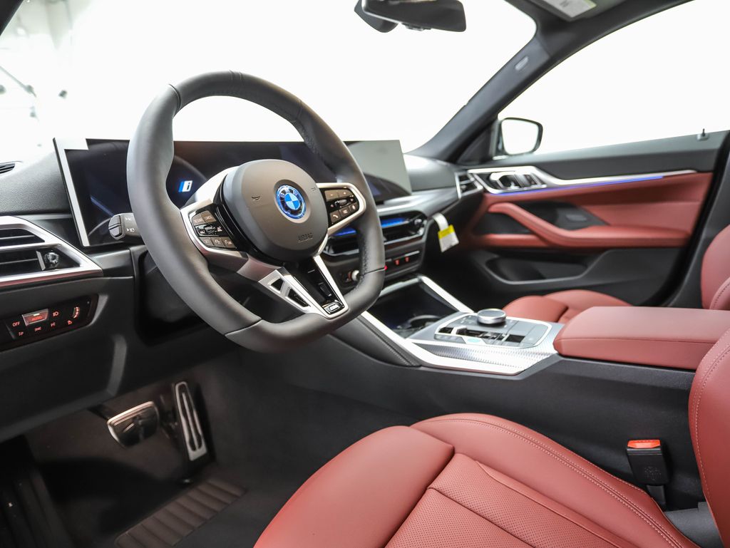 2025 BMW i4 xDrive40 10