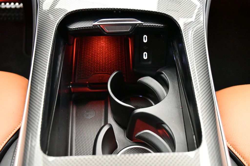 Thumbnail: 2025 Mercedes-Benz GLC - 29