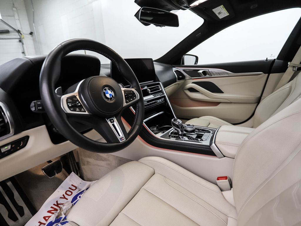Thumbnail: 2023 BMW 8 Series - 10