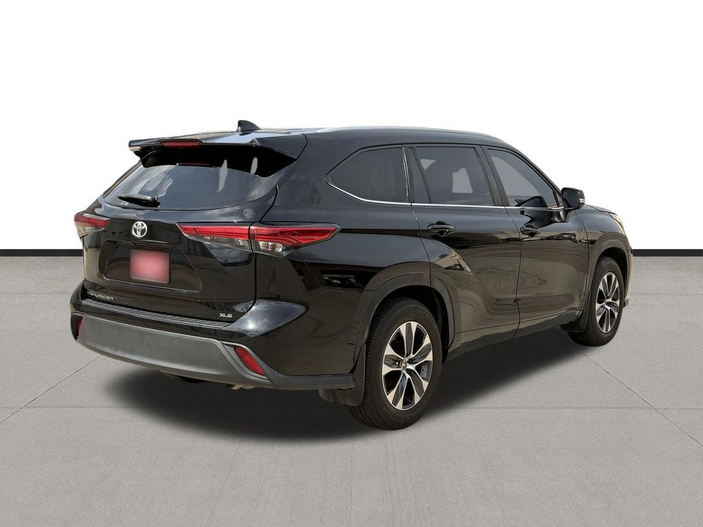 2023 Toyota Highlander XLE Black at Monument Chevrolet