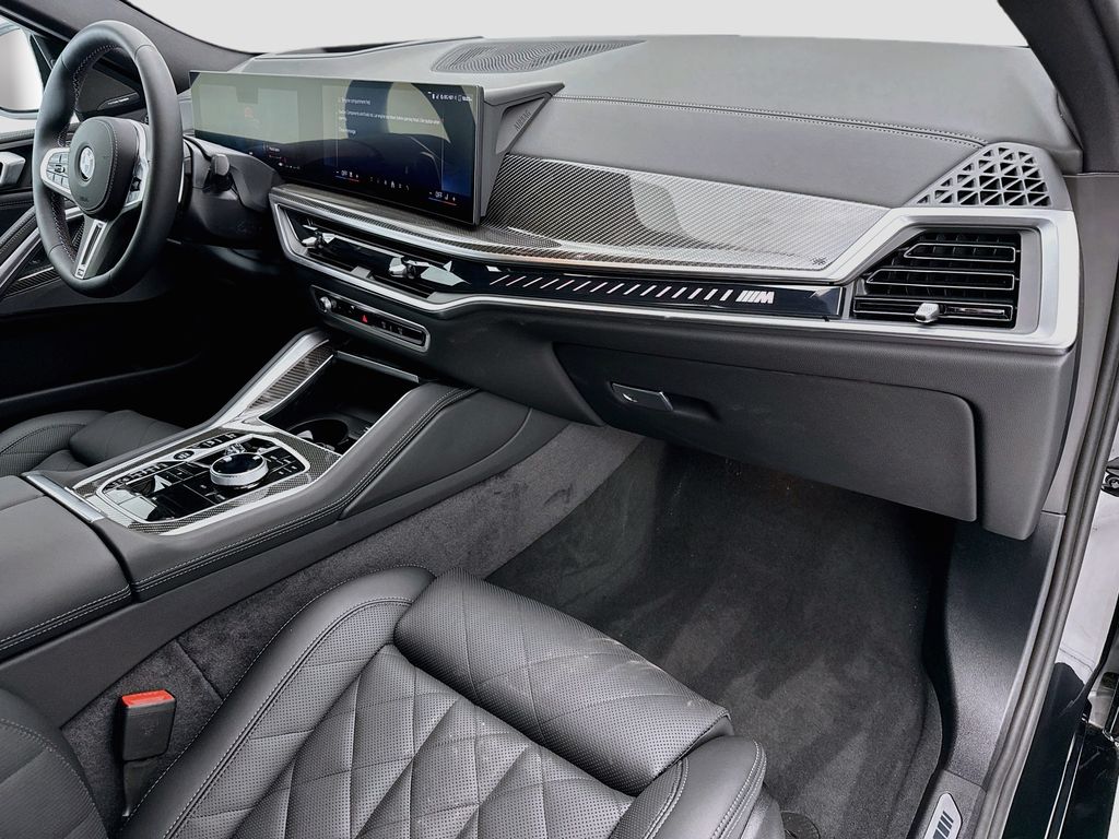 Thumbnail: 2027 BMW X6 - 16