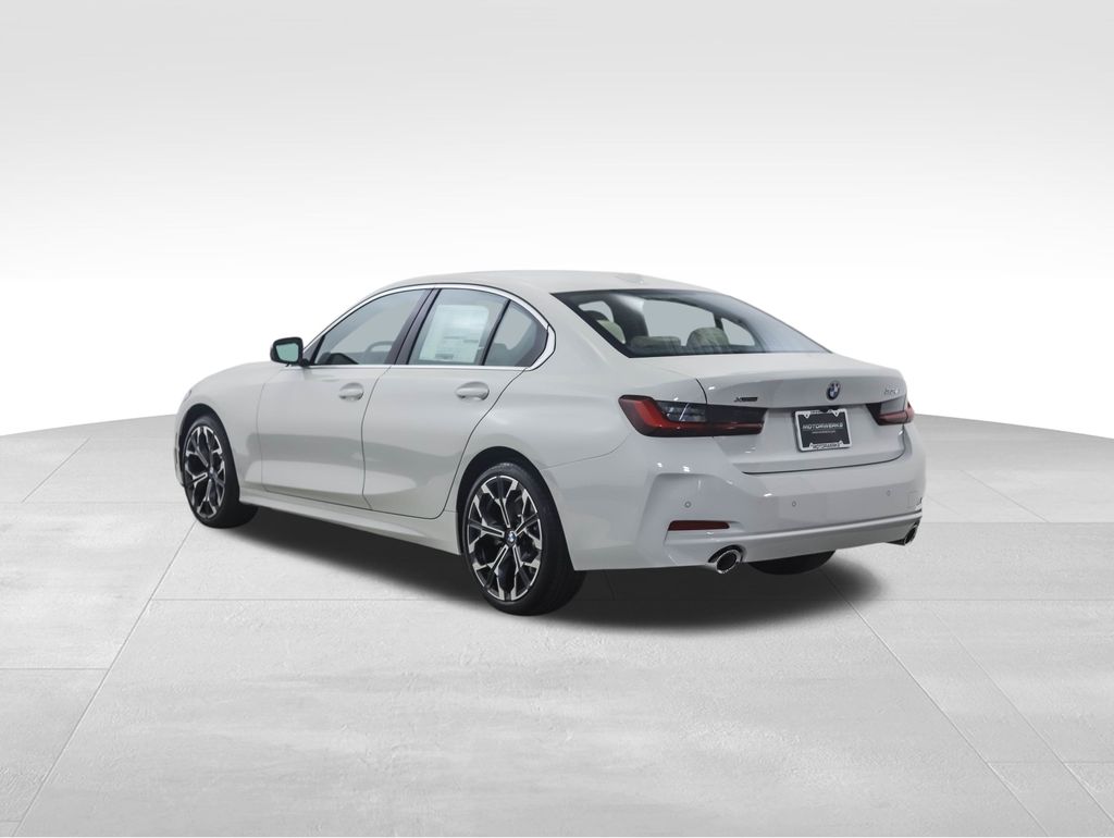 Thumbnail: 2025 BMW 3 Series - 4