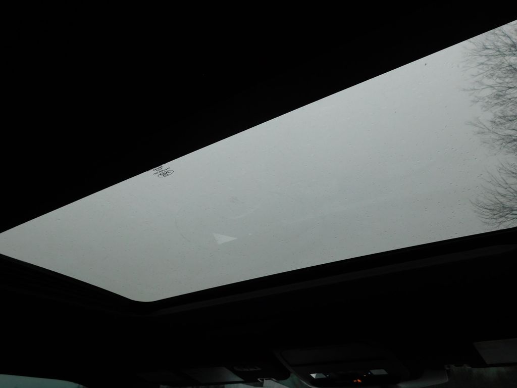 Thumbnail: 2021 Ford Explorer - 5